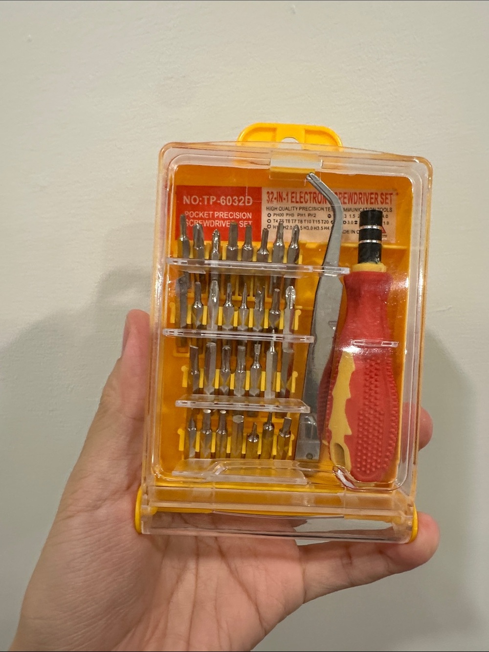 Precision 32-Piece Electronics Screwdriver Set - Red/Yellow